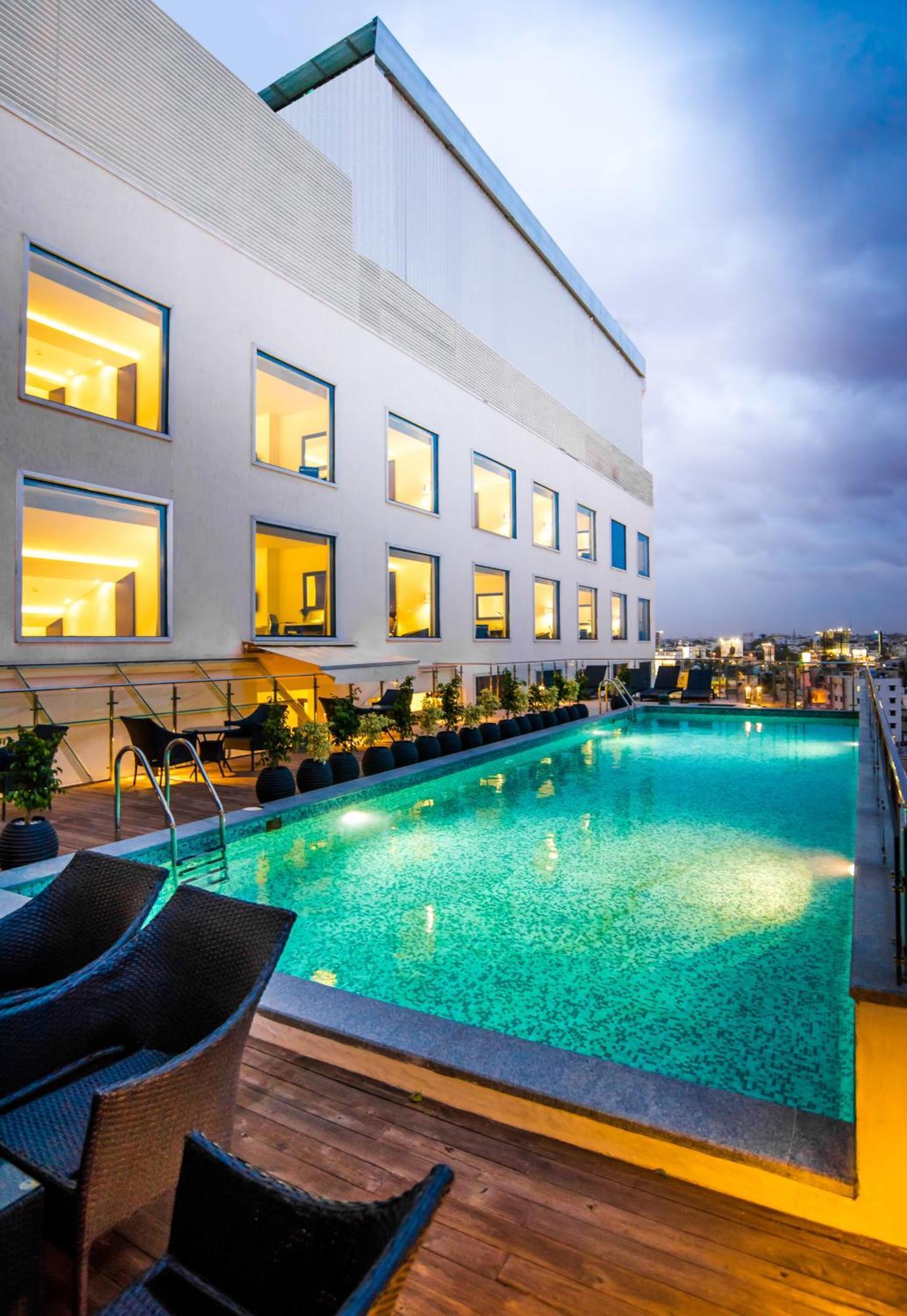 Howard Johnson By Wyndham, Hebbal, Bengaluru Exterior foto